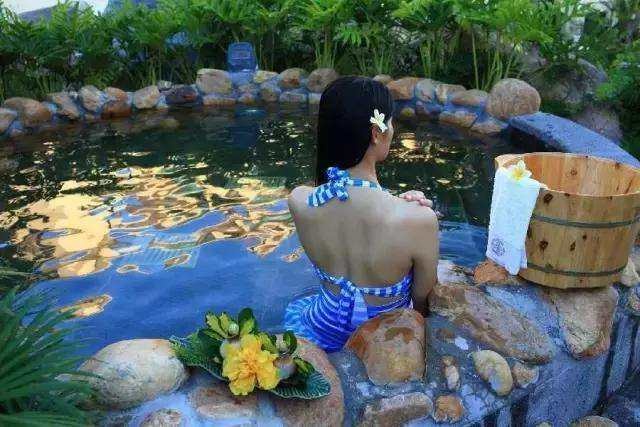 传奇世界手游 哪个区？(传奇手游大佬名单在哪里？)