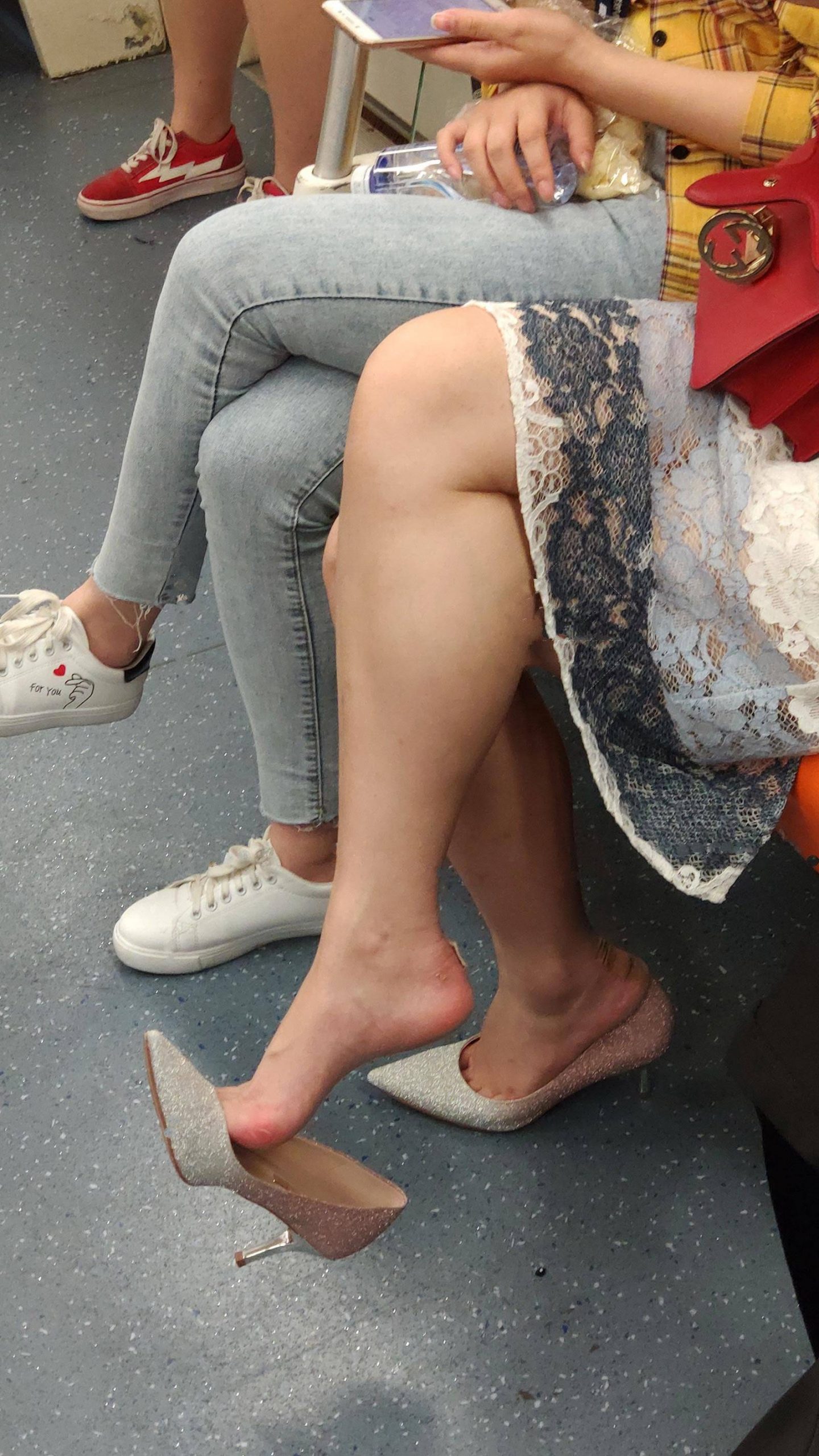 竖版传奇手游有哪些？(手游传奇牛魔王在哪里？)缩略图