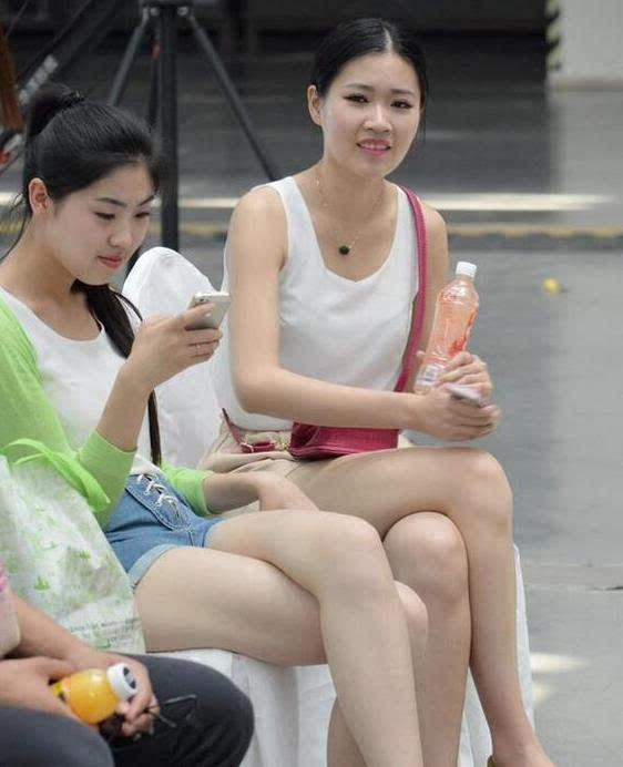 传奇世界sf哪个网站好点？(sf传奇为什么有人玩？)缩略图